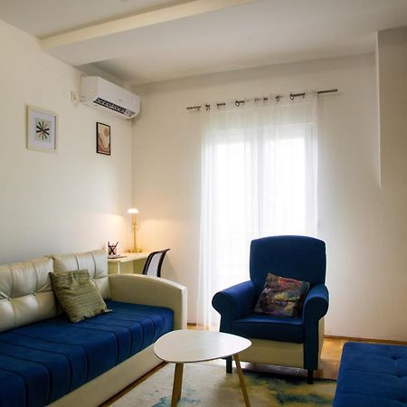 Sunny 412 Apartment بودغوريتْسا المظهر الخارجي الصورة