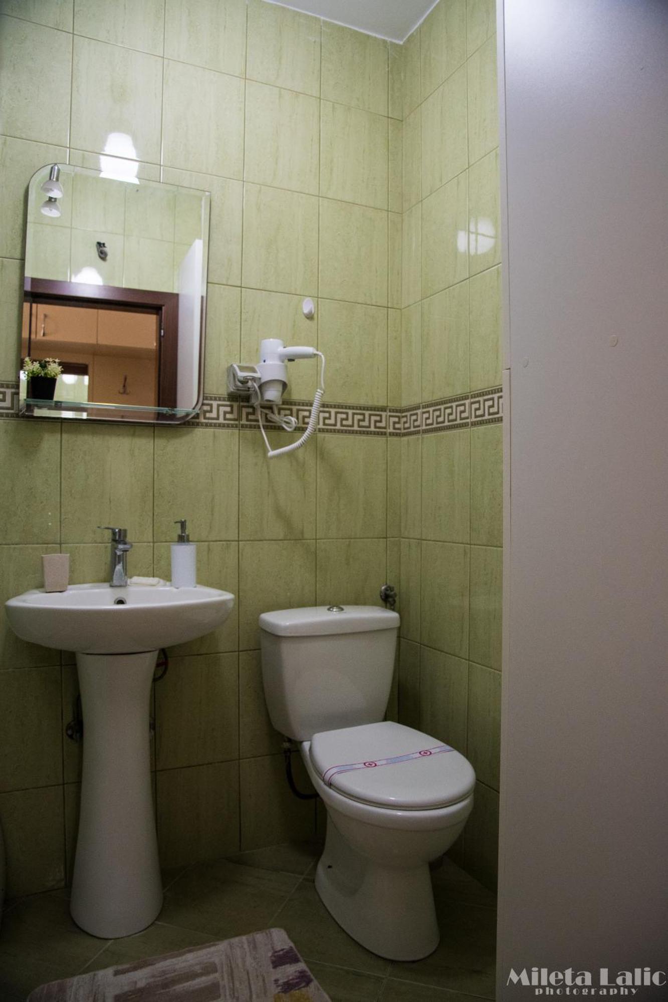 Sunny 412 Apartment بودغوريتْسا المظهر الخارجي الصورة